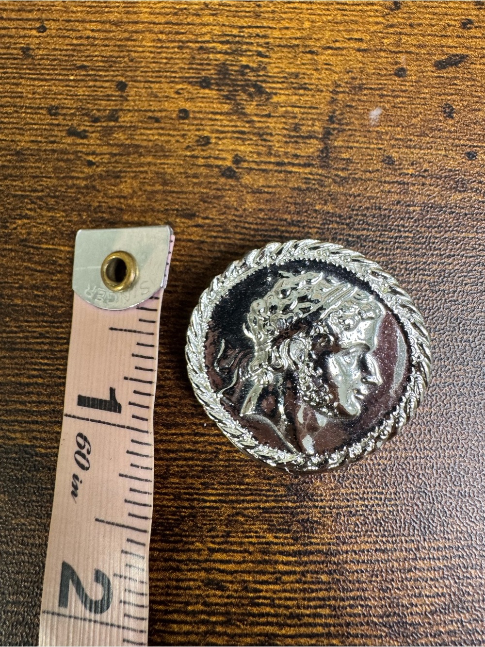 Vintage Silver Roman Coin Style Scarf Clip - Picture 5 of 5